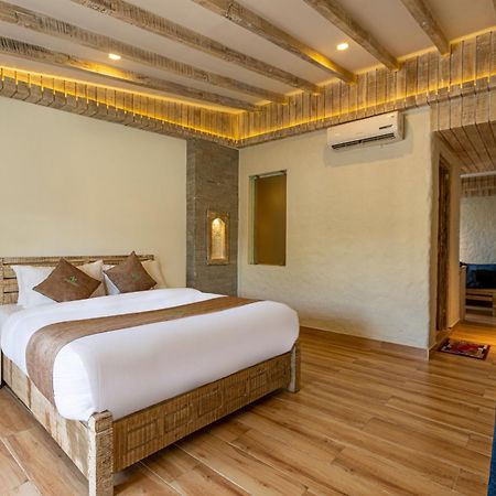 Kuti Resort&Spa Pokhara Exterior foto